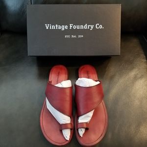 Women's size 10 Vintage Foundry Iris Sandals~Wine